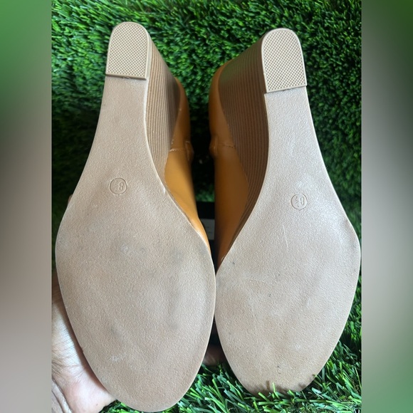 💜💜Tan Wedge Ankle Boots size #8.5 💜💜 - Picture 6 of 11